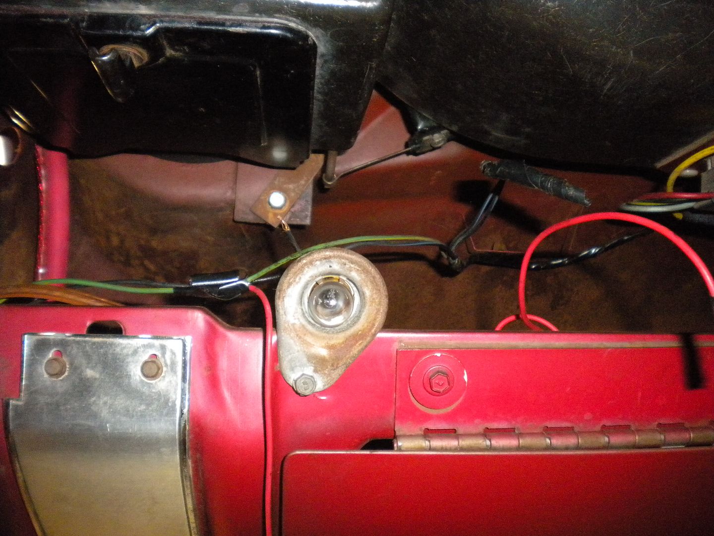 67 Under dash Courtesy light wiring question | StangFix.com